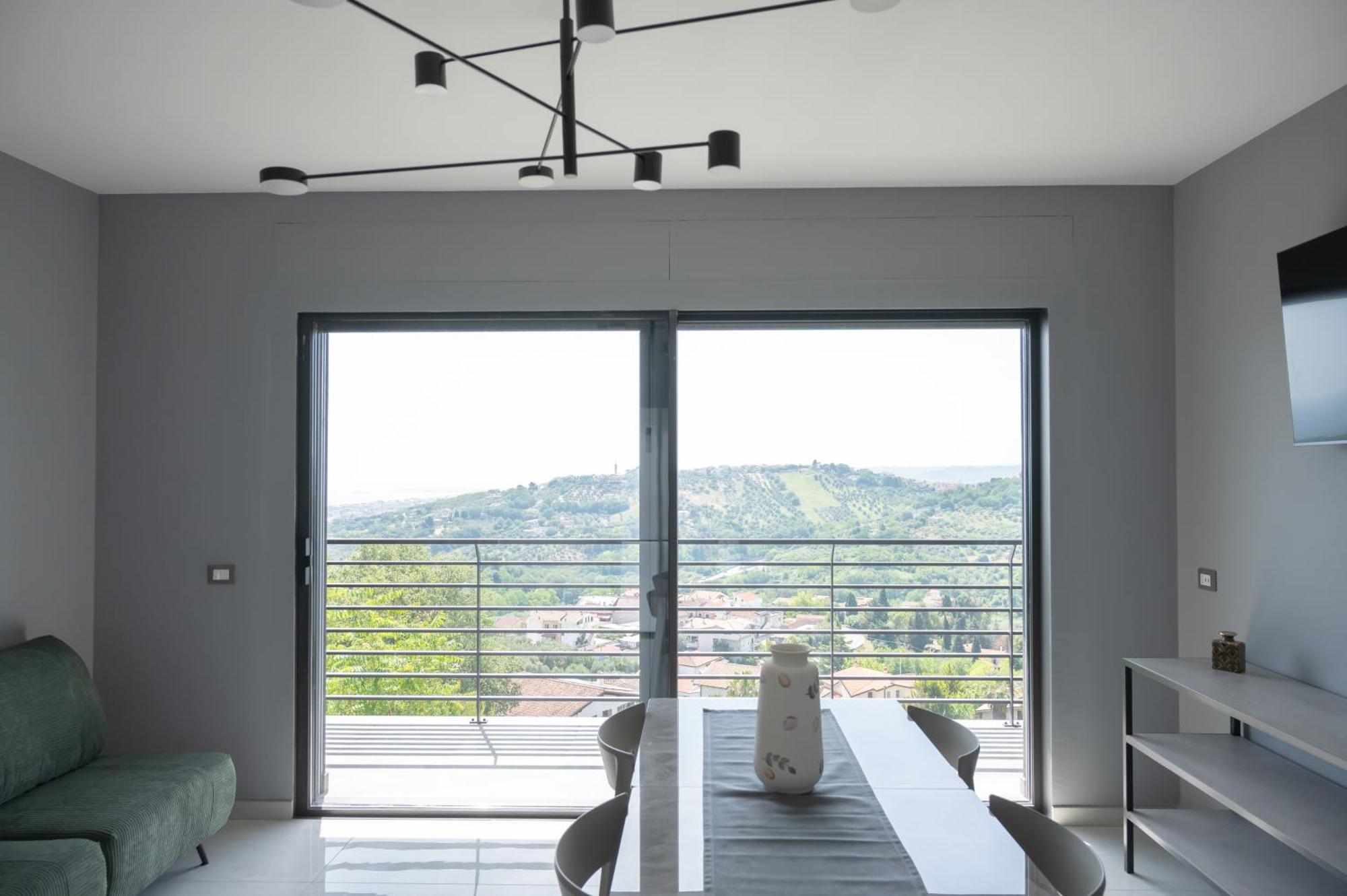 Casa Vista Mare E Colline A Montesilvano Colle Esterno foto